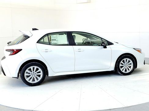 New 2026 Toyota Corolla SE image 6