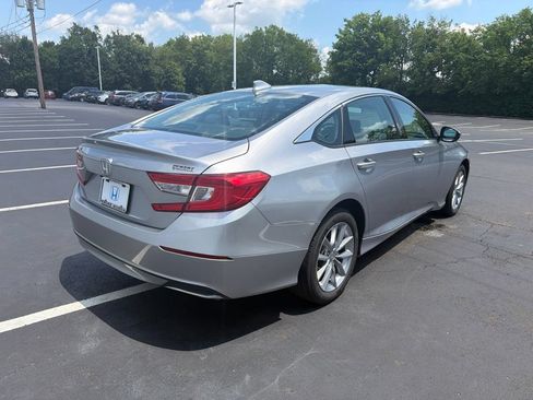 Certified 2022 Honda Accord LX image 5