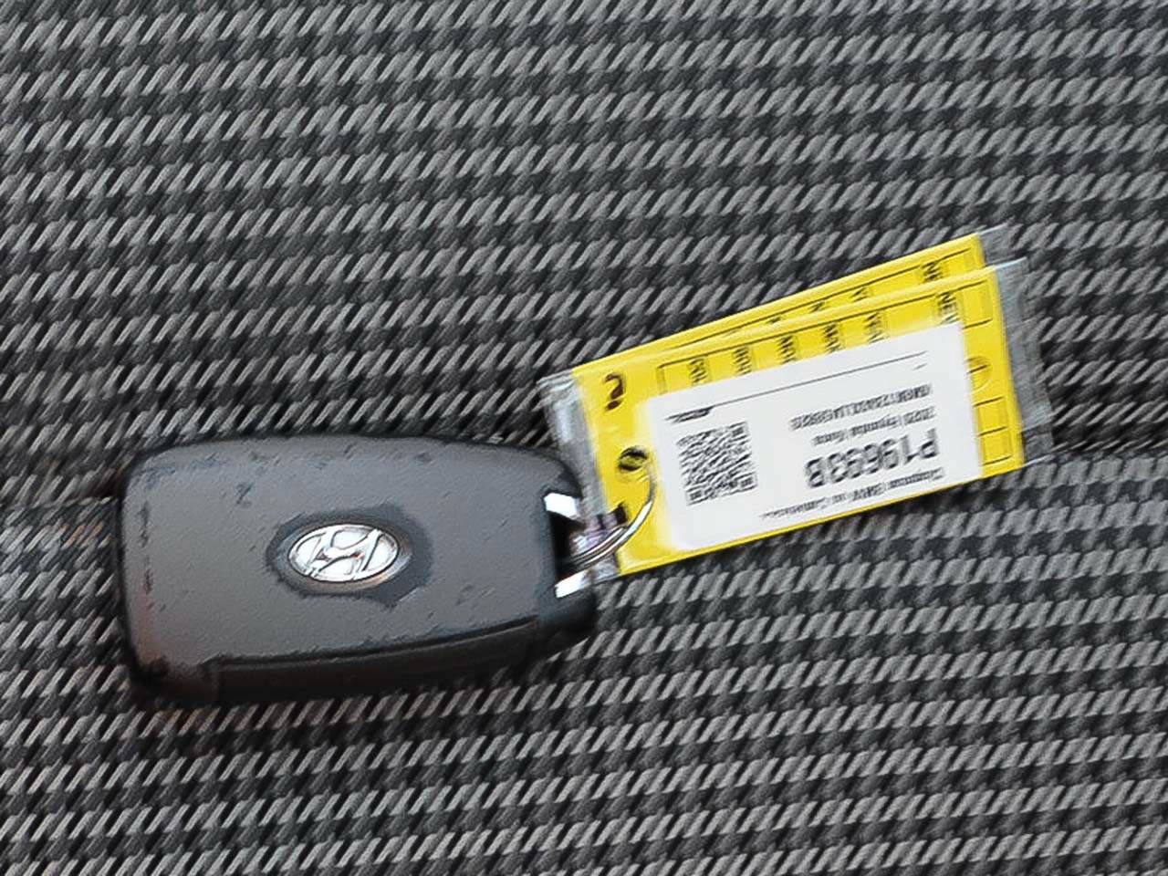 Used 2020 Hyundai Kona SE FWD image 16