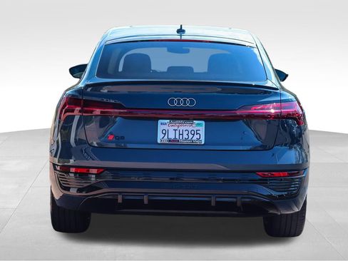Certified 2024 Audi Q8 e-tron Premium Plus w/ Premium Plus Package AWD/4WD image 7