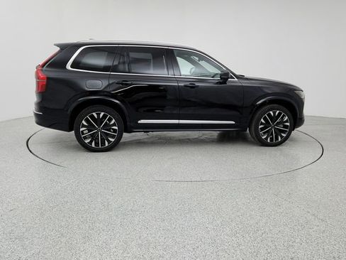 New 2026 Volvo XC90 T8 Plus w/ Protection Package Premier image 4