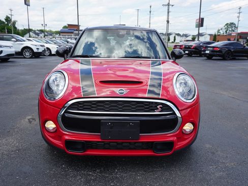 Used 2019 MINI Cooper S FWD image 2