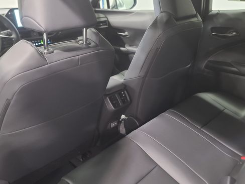 Certified 2026 Lexus UX 300h FWD w/ Accessory Package (2T) image 33