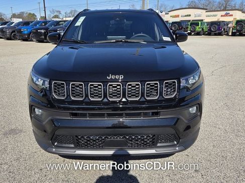 New 2026 Jeep Compass Latitude image 2