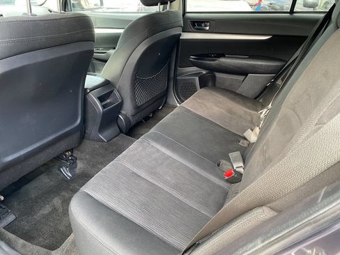 Used 2014 Subaru Outback 2.5i Premium w/ Popular Package #1B AWD/4WD image 13