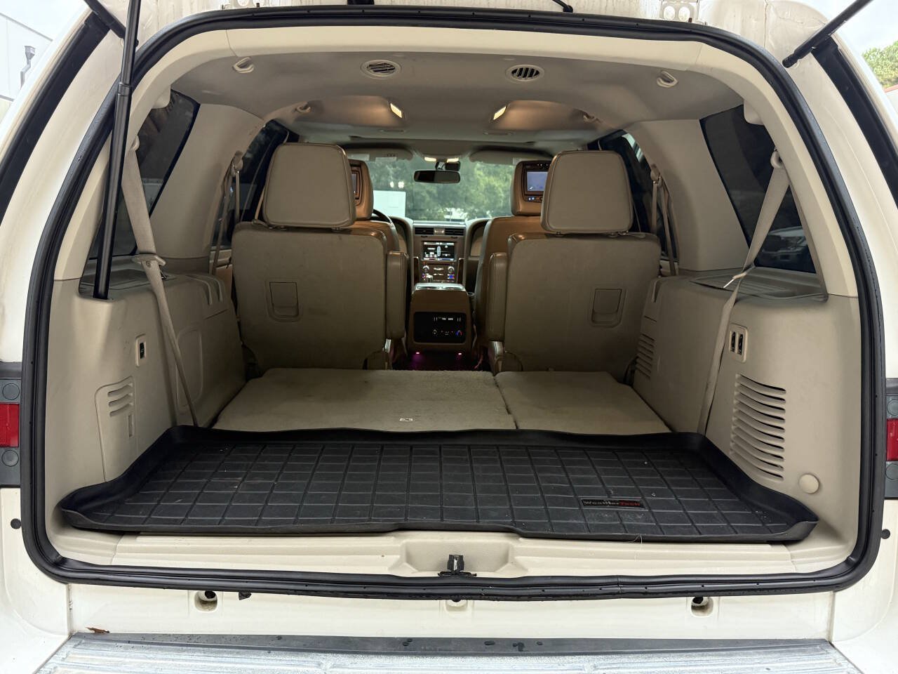 Used 2015 Lincoln Navigator 2WD image 24