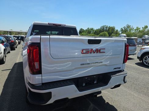 Used 2021 GMC Sierra 1500 AT4 w/ AT4 Premium Package AWD/4WD image 5