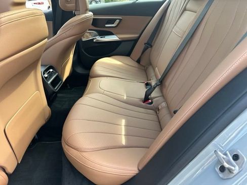 Used 2026 Mercedes-Benz E 350 4MATIC Sedan image 26