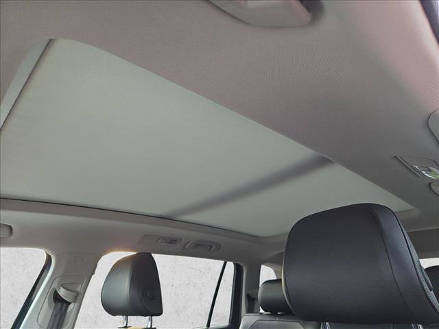 Used 2019 Volkswagen Tiguan S FWD image 18