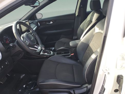 Certified 2024 Kia Forte GT-Line image 20