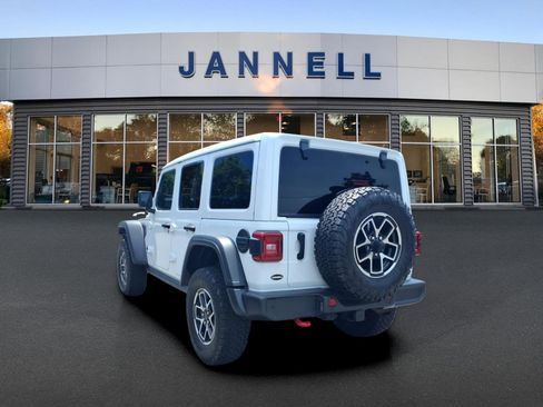 Used 2024 Jeep Wrangler Unlimited Rubicon w/ Technology Group AWD/4WD image 7