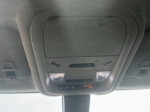 Used 2021 Chevrolet Equinox LT image 16