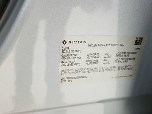 Used 2025 Rivian R1S Adventure image 67