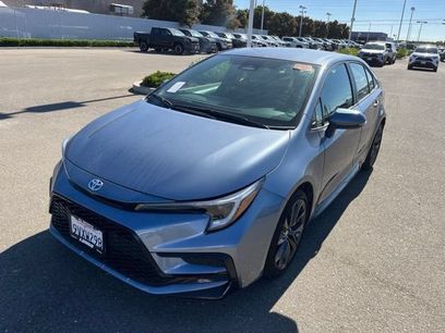 Used 2026 Toyota Corolla SE w/ SE Package