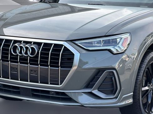 Used 2022 Audi Q3 2.0T Premium Plus w/ Premium Plus Package AWD/4WD image 12