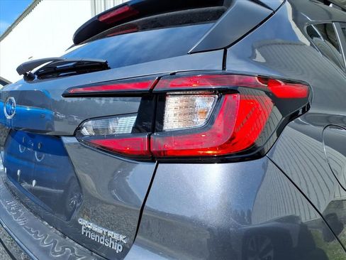 Used 2024 Subaru Crosstrek 2.5i Limited w/ Crosstrek Mirror Package AWD/4WD image 17