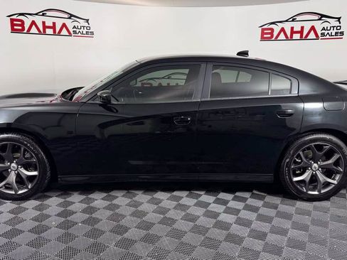Used 2019 Dodge Charger GT RWD image 4