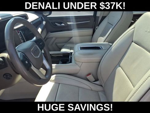 Used 2021 GMC Yukon Denali w/ Advanced Technology Package image 14
