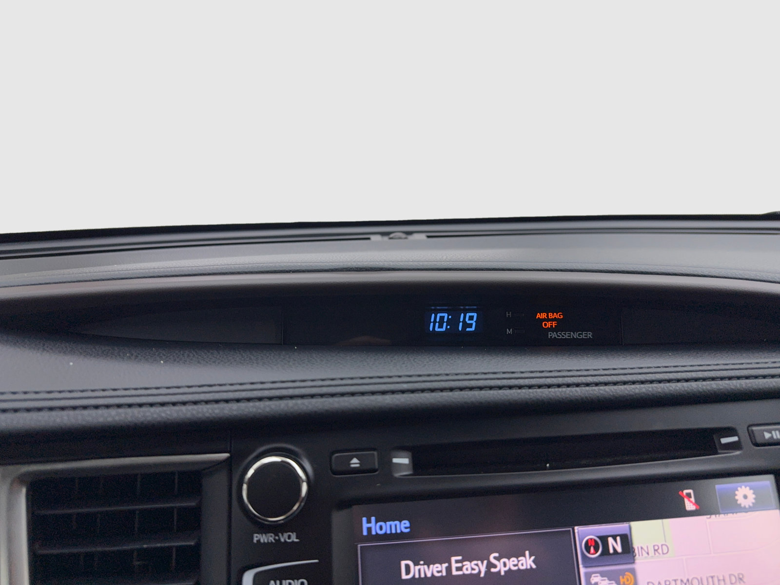 Used 2019 Toyota Highlander XLE AWD/4WD image 18
