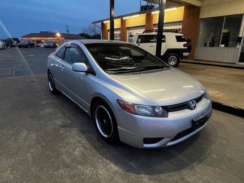 Used 2008 Honda Civic LX image 1