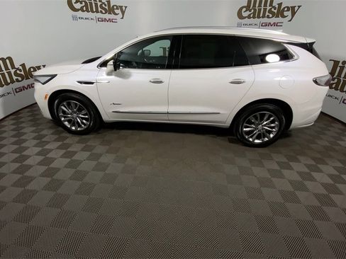 Used 2022 Buick Enclave Avenir w/ Avenir Technology Package image 5