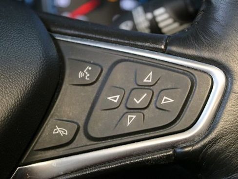 Used 2016 Chevrolet Malibu LT FWD image 21