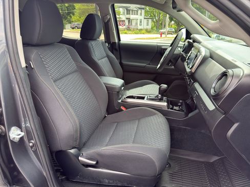 Used 2023 Toyota Tacoma 4x4 Double Cab w/ Trail Edition image 27