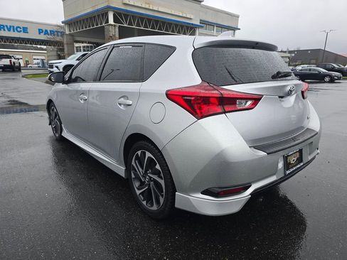 Used 2017 Toyota Corolla iM w/ All-Weather Mat Package image 5