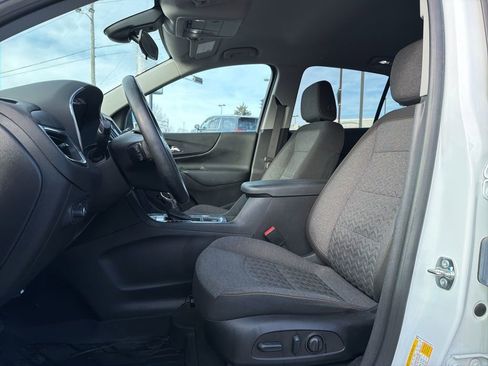 Certified 2024 Chevrolet Equinox LT w/ LPO, Floor Liner Package image 2