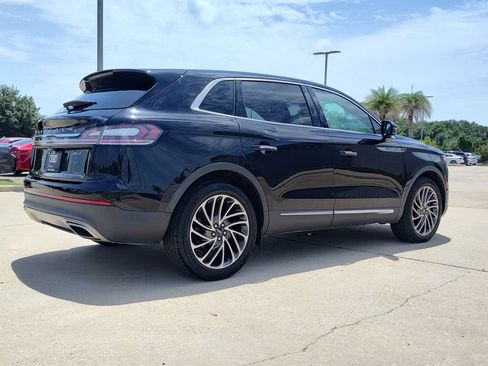 Used 2019 Lincoln Nautilus Reserve FWD image 12