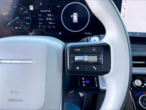 Used 2024 Hyundai Santa Fe Calligraphy image 19