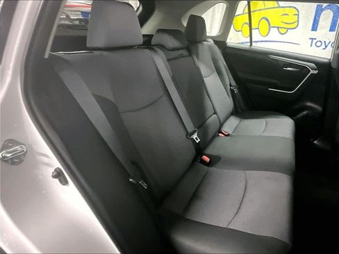 Certified 2025 Toyota RAV4 XLE AWD/4WD image 15