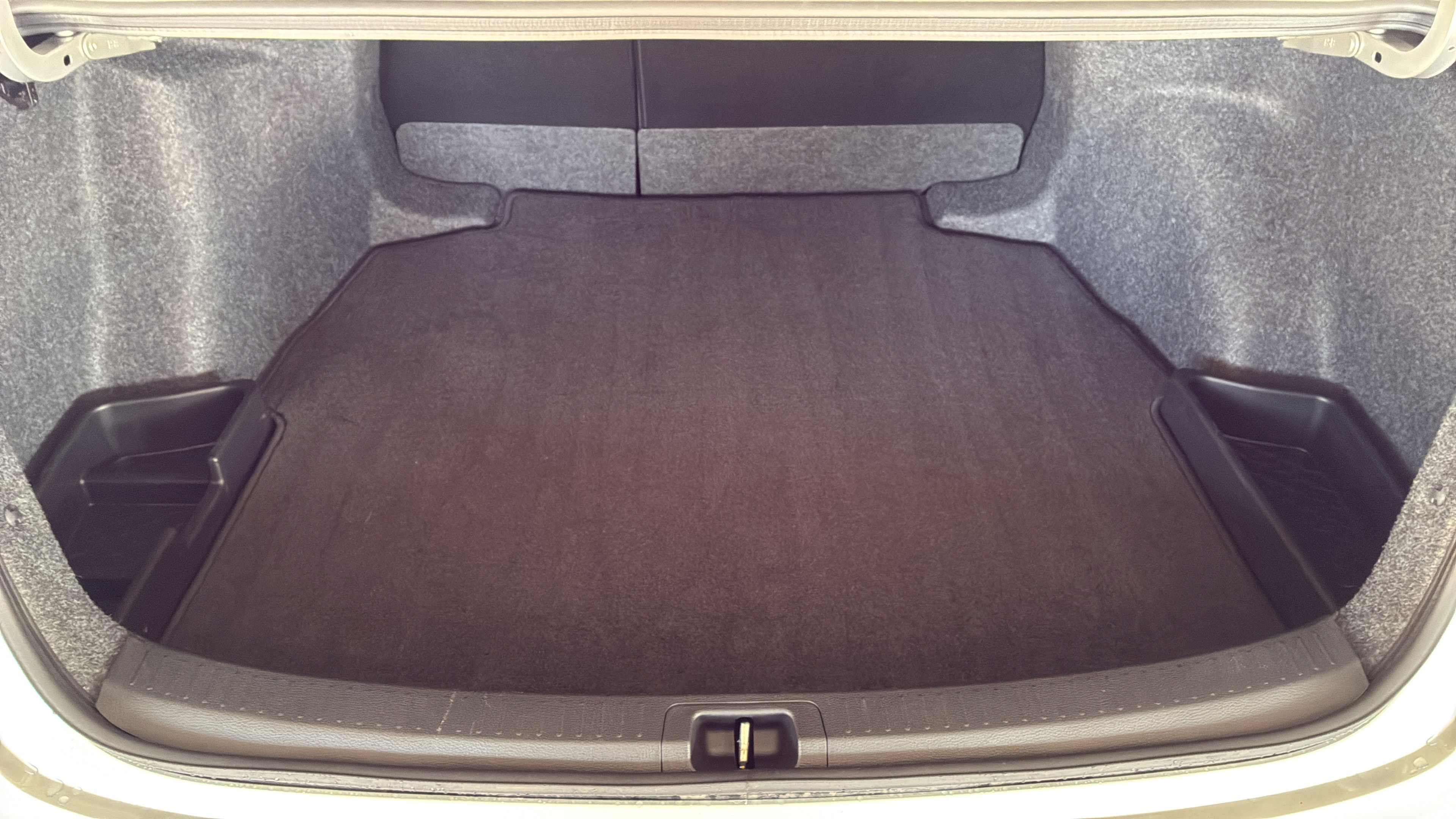 Used 2026 Toyota Corolla LE FWD image 21