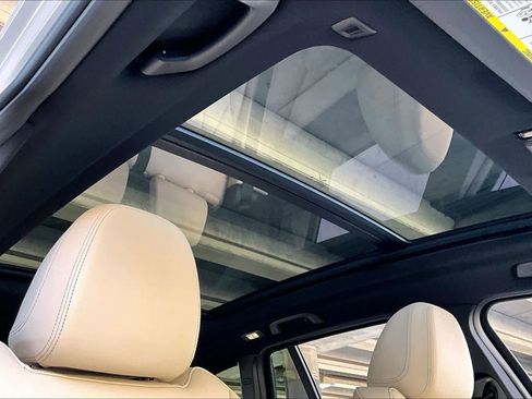 Used 2024 BMW X3 sDrive30i w/ Convenience Package image 13