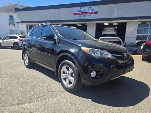 Used 2013 Toyota RAV4 XLE AWD/4WD image 17