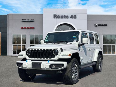 Used 2024 Jeep Wrangler High Altitude AWD/4WD image 2