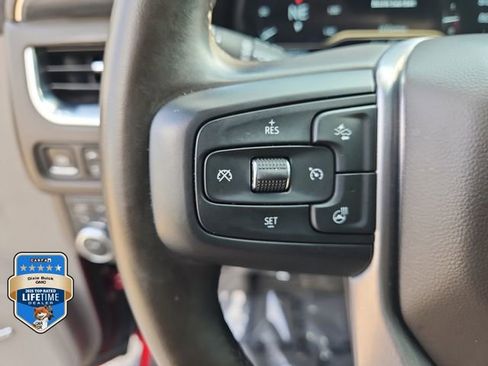 Used 2024 GMC Yukon SLT w/ SLT Luxury Package AWD/4WD image 25