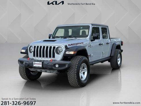Used 2022 Jeep Gladiator Mojave w/ Cold Weather Group AWD/4WD image 1