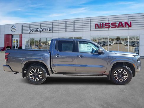 New 2026 Nissan Frontier SV w/ SV Convenience Package RWD image 5