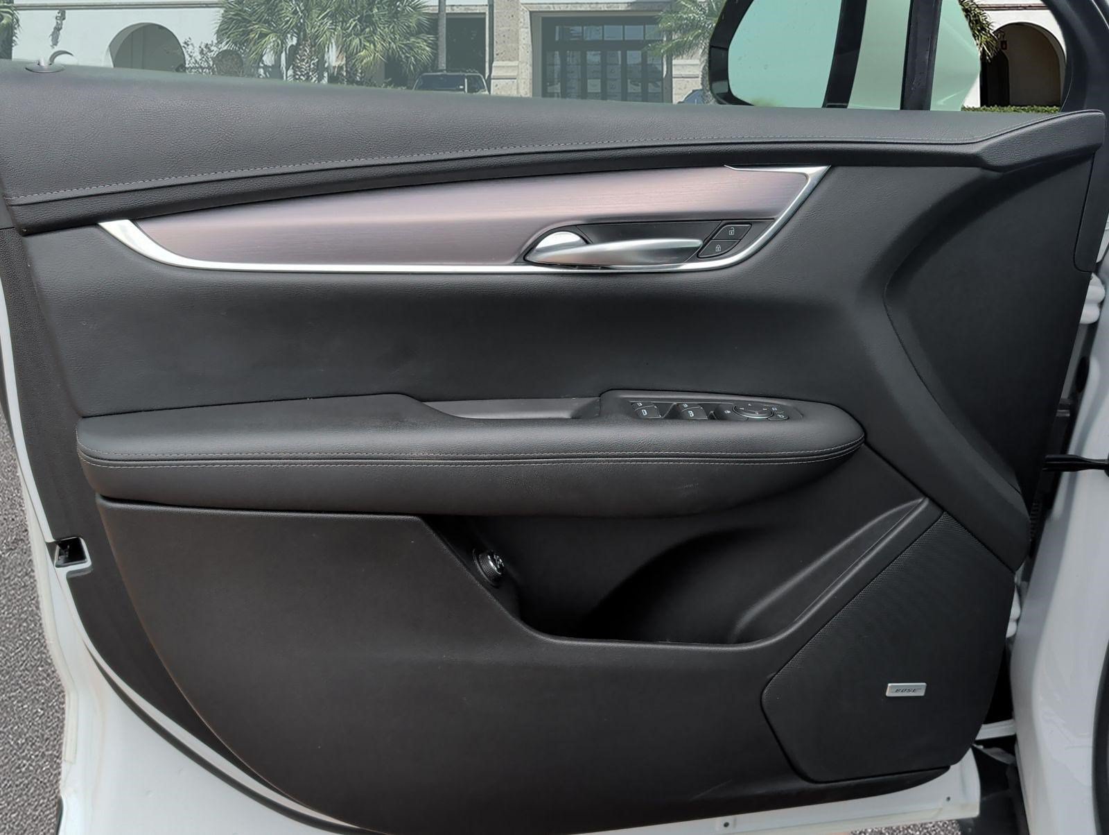 Used 2023 Cadillac XT5 Luxury FWD image 8