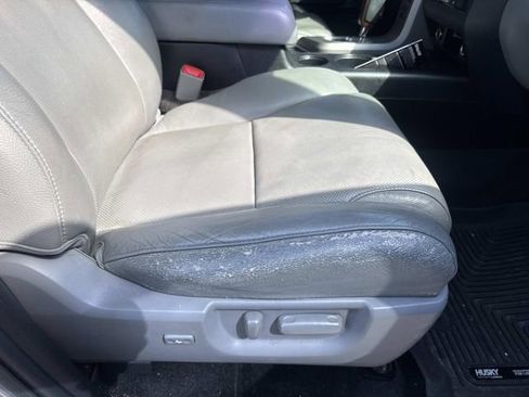 Used 2014 Toyota Sequoia Platinum image 16