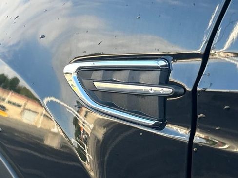 Used 2019 Ford Escape Titanium AWD/4WD image 14