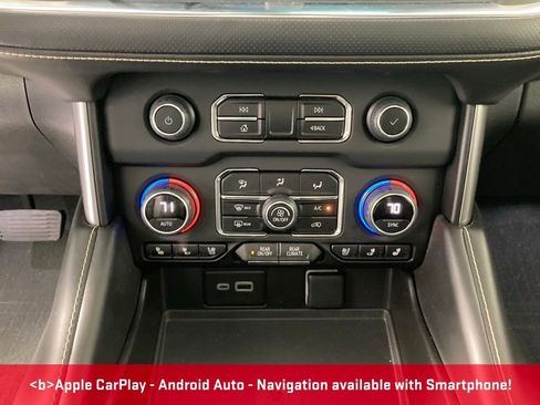 Used 2023 Chevrolet Suburban Premier AWD/4WD image 9