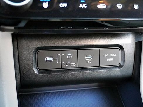 New 2026 Hyundai Tucson Limited image 36