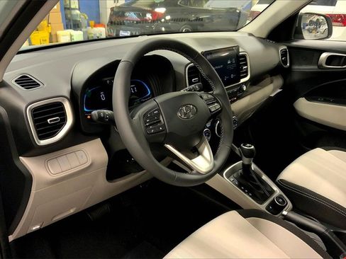 New 2026 Hyundai Venue SEL image 6