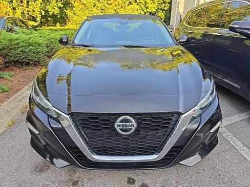 Used 2021 Nissan Altima 2.5 SV FWD image 3
