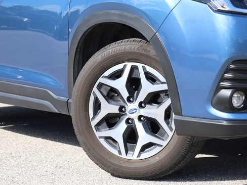 Certified 2024 Subaru Forester Premium AWD/4WD image 2