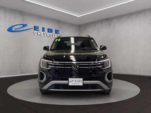 Used 2024 Volkswagen Atlas Peak Edition SEL AWD/4WD image 10