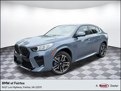 Used 2025 BMW X2 xDrive28i w/ Premium Package AWD/4WD image 1