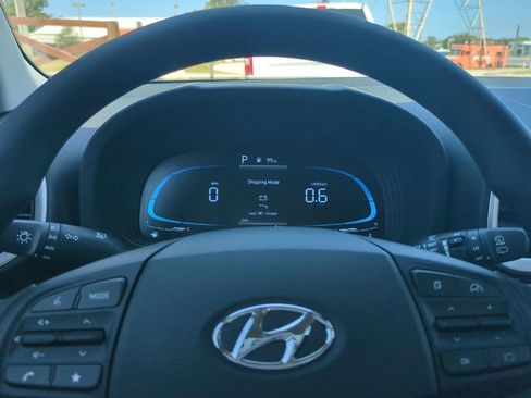 New 2026 Hyundai Venue SE image 32